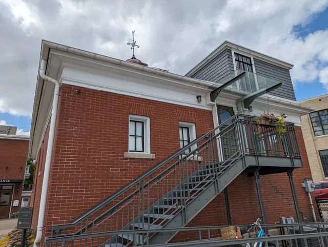 Grant Wood Studio and Visitor Center