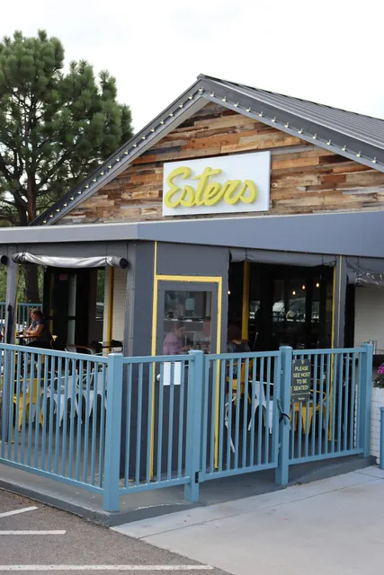 Esters Gold's Marketplace