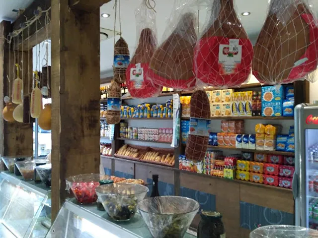 Deli Class Italian Deli & Coffee Shop