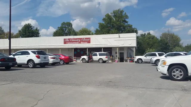 Country Closet