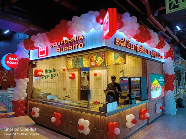 California Burrito Mexican Kitchen @ Express Avenue