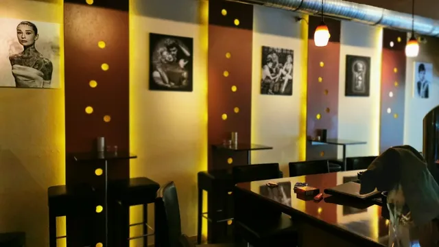 Chaplins Cocktail Bar