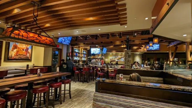 Lazy Dog Restaurant & Bar