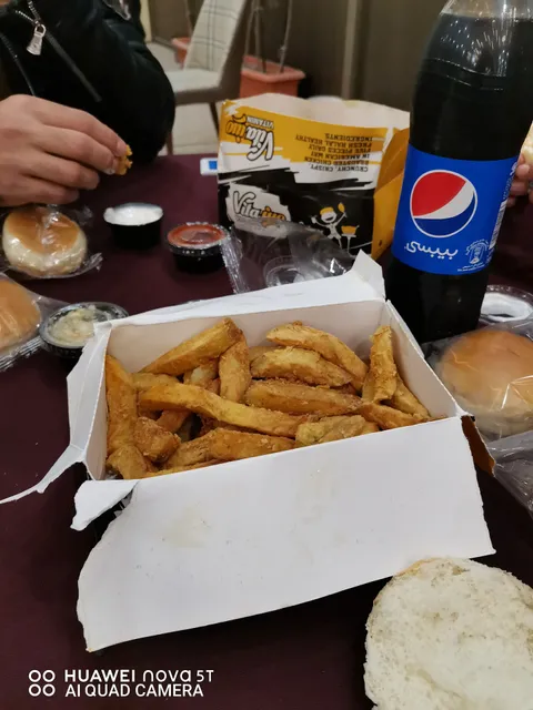 كوفي شوب البغدادي