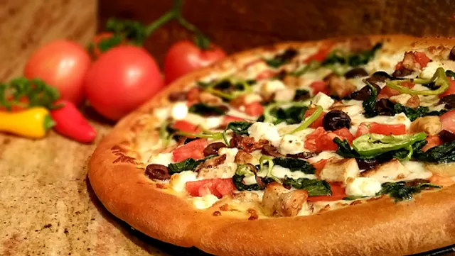 Pat's Pizza & Bistro Salem