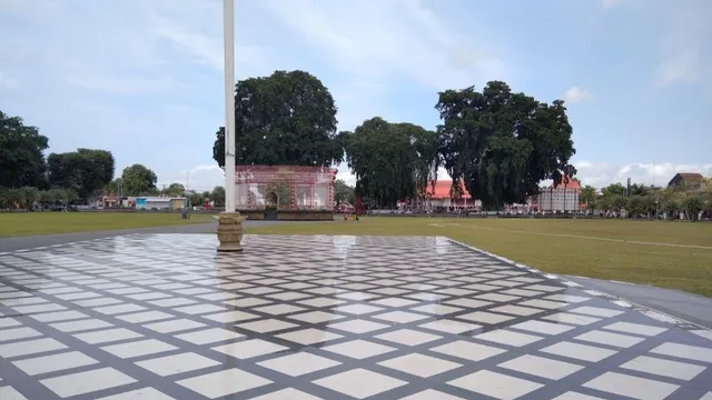 Alun-Alun Kota Blitar