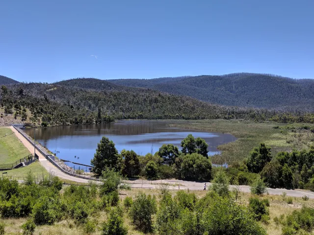 Toorourrong Reservoir Park