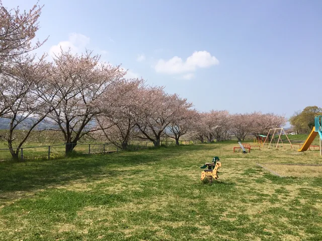 Shigenobugawa Ryokuchi Park