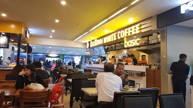 Old Town White Coffee Terminal 2 Bandara Juanda
