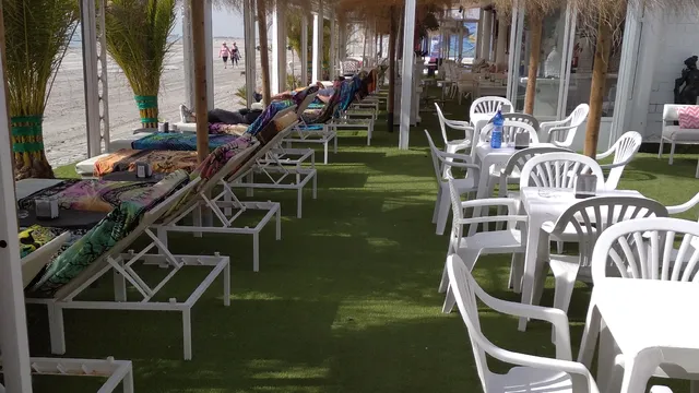 Cafe Paris Restaurante