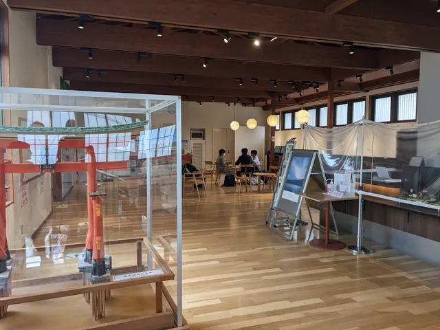 TOTO宮島 おもてなしトイレ 観光案内所 休憩所