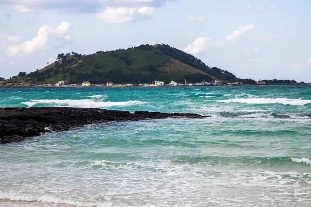 Hyeopjae Beach