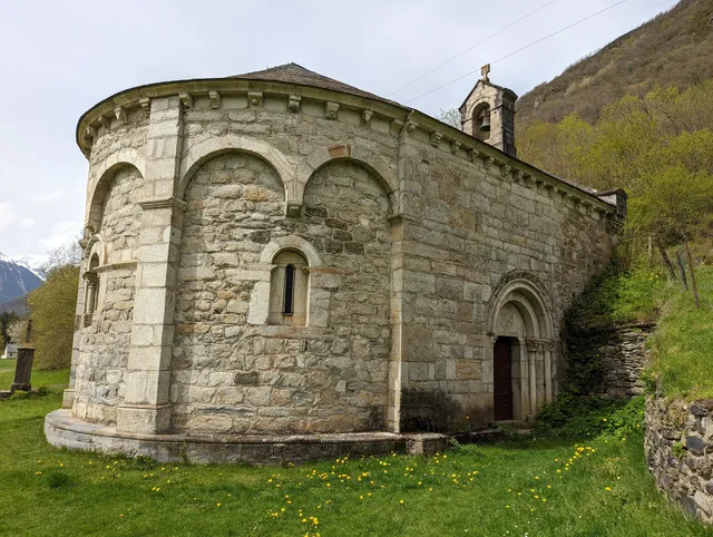 Chapelle Saint-Pierre d'Agos