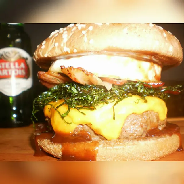 American Uai Burgers