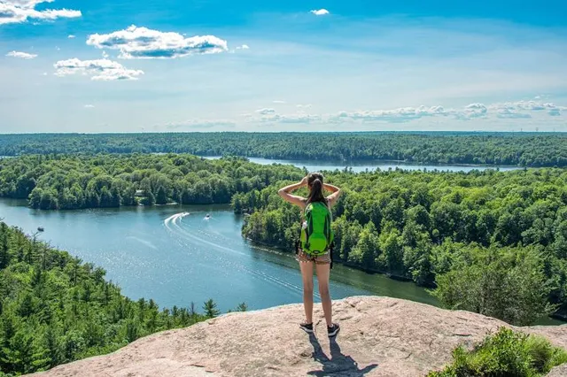 Rock Dunder Nature Reserve - Rideau Waterway Land Trust