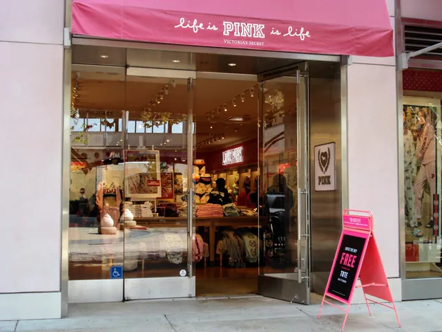 Victoria's Secret & PINK