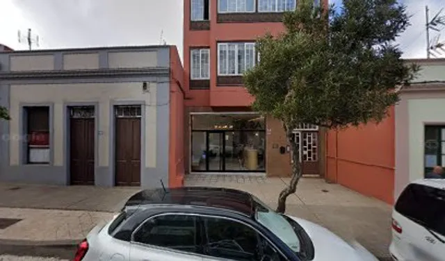 C. Marqués de Celada, 106