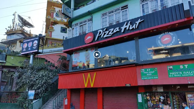 Pizza Hut | MG Road, Gangtok