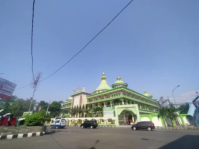 Masjid Agung Al - Ittihad. Kota Tangerang