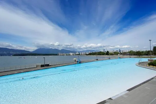 Kitsilano Beach Park