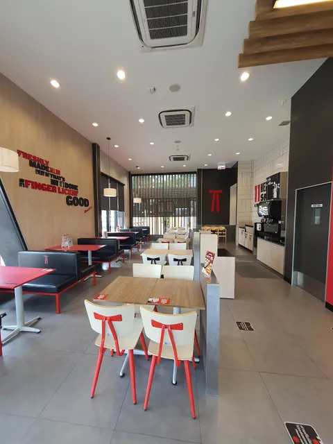 KFC Shell Ratchapruek Chiangmai