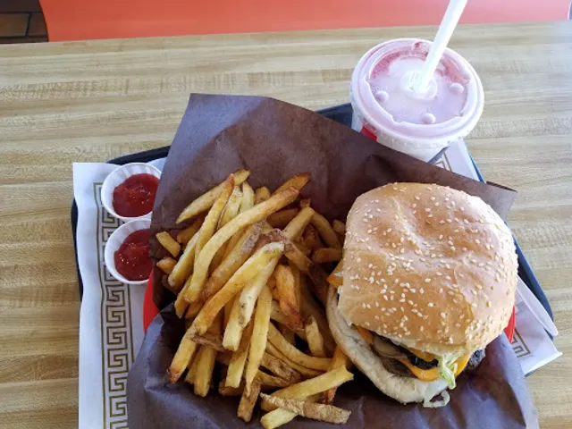 Golden Star Drive In