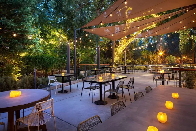 Sheraton Redding Hotel at the Sundial Bridge