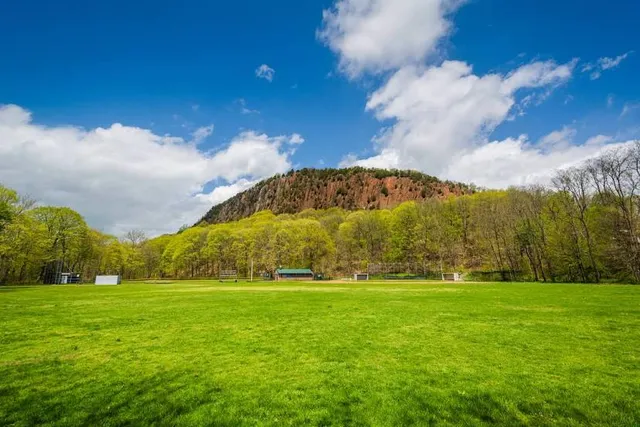 West Rock Ridge State Park