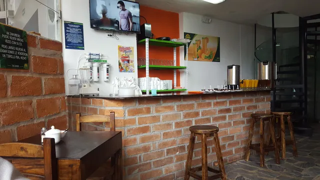 El mundo del Verde. Restaurante & Cafetería