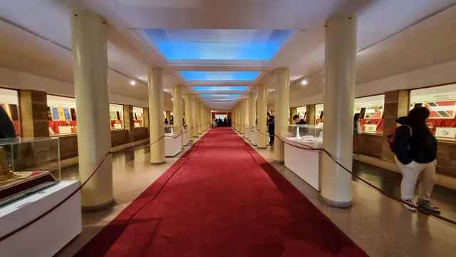 Galeria de Honor de las Banderas de América