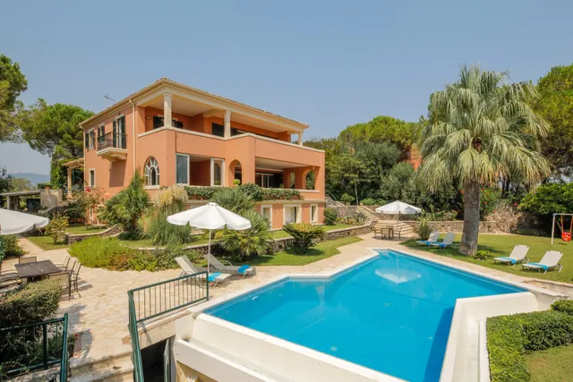 Kommeno Villa the Castle