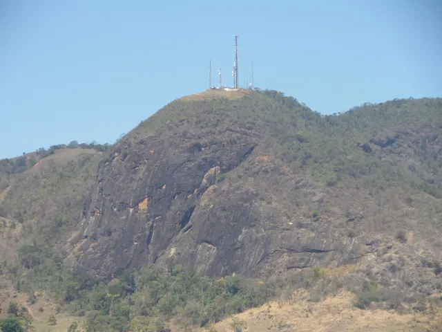 Pedra Itaúna