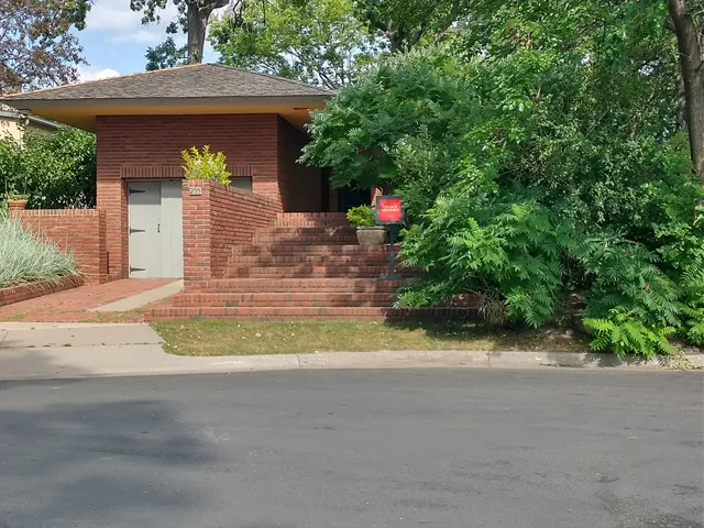 The Malcolm Willey House