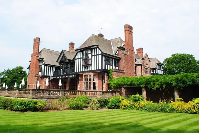 Inglewood Manor House