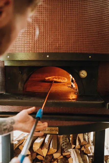 Salve Pizzeria - pizza napoletana 🍕