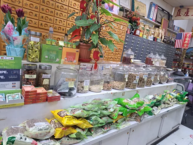 Ginseng 1668 & Herbs Inc