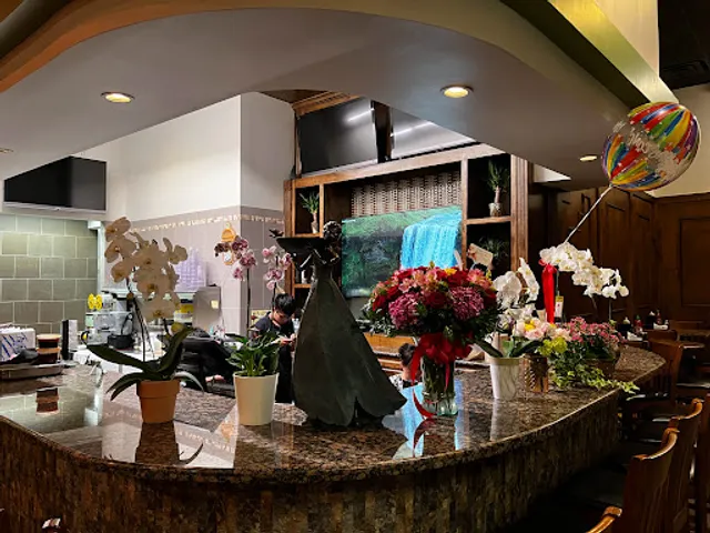 Phở Pasteur Restaurant