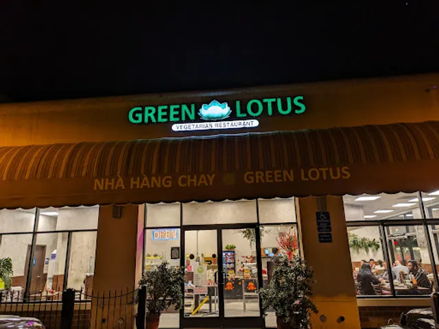 Green Lotus Restaurant