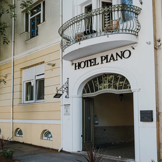 Hotel Piano