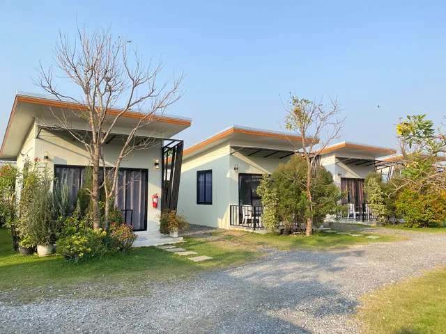 ริมบึง In House