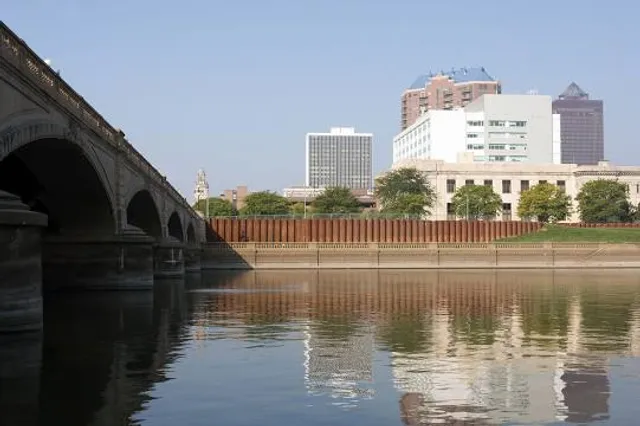 Des Moines Riverwalk