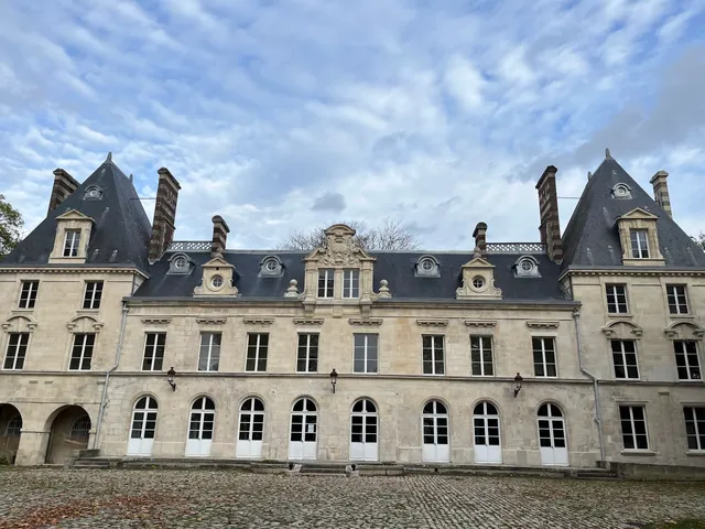 Home For All - Les Clefs Du Château