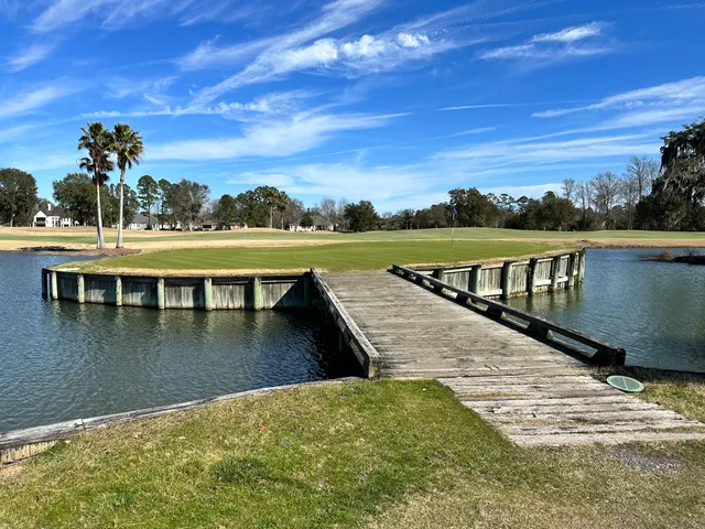 Heritage Oaks Golf Club