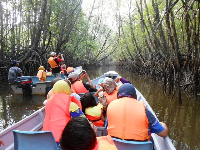 Hafiz's Cherating Activities