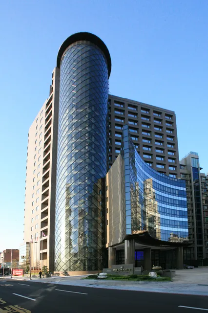 Monarch Skyline Hotel