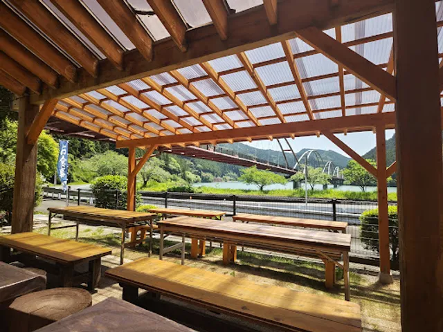 お食事処 花桃の里