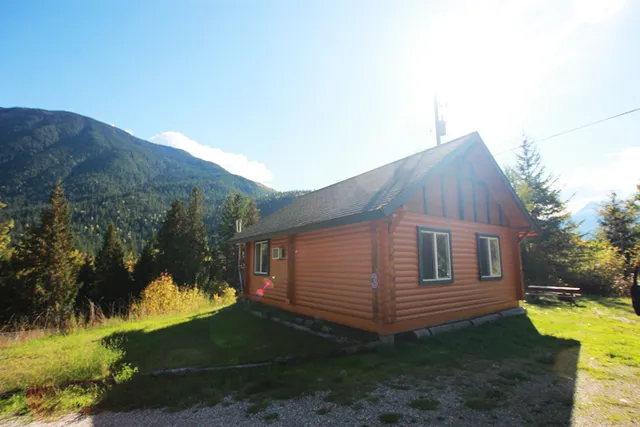 Mt. Revelstoke Alpine Chalets