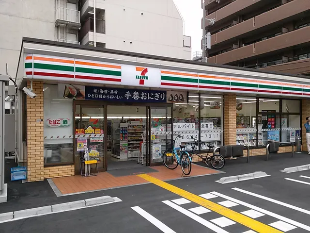 7-Eleven; Osaka Nambanaka 3-chome Minami