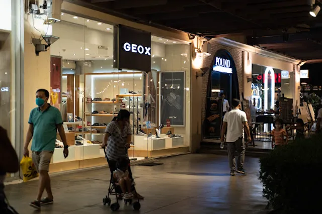 Pound x Flatterie BGC