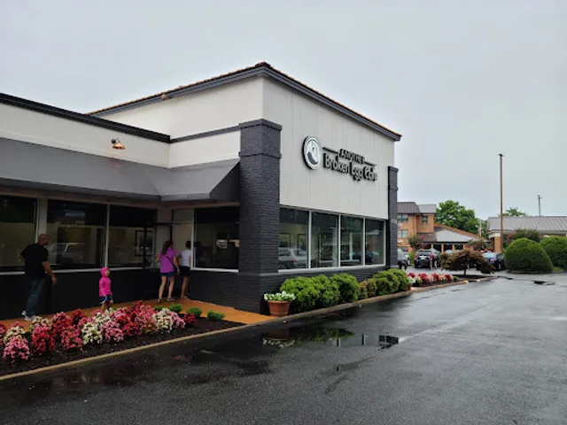 Another Broken Egg Cafe